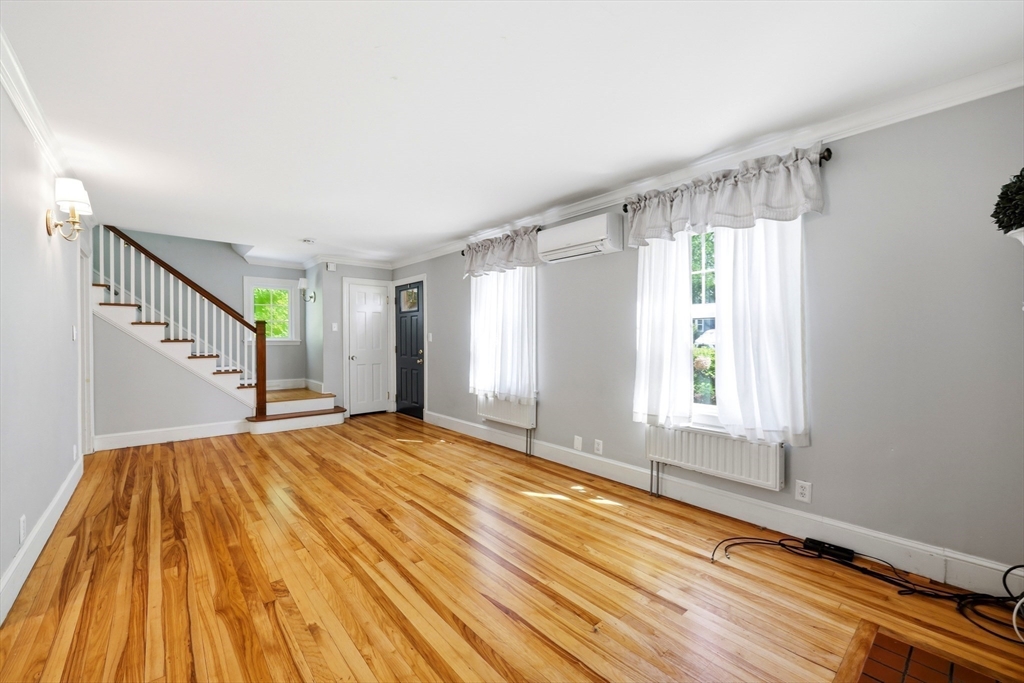 32 Lincoln Road Longmeadow, MA 01106 - Photo 17 of 36 a view of an empty room and window