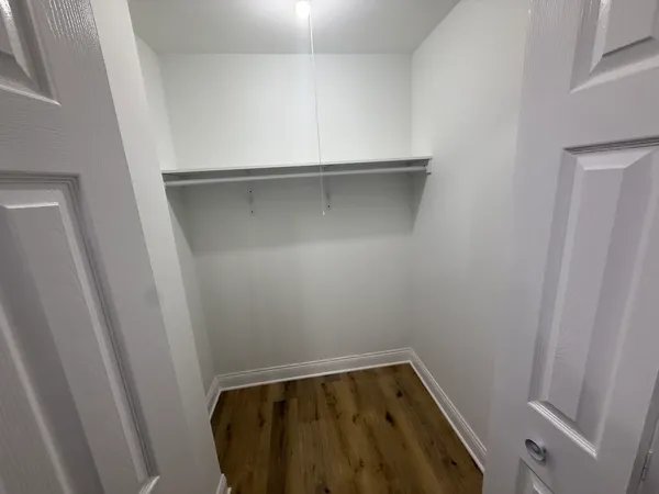 $2,500 | 110 North Kenilworth Avenue, Unit 4E, Oak Park, IL 60301