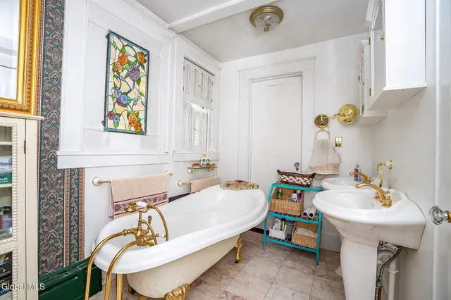 $449,900 | 1532 Sunset Road, Schodack, NY 12033