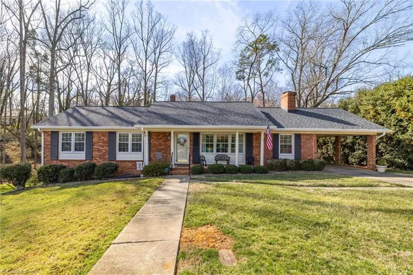 $1,700 | 111 Pratt Street, Madison, NC 27025