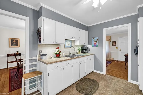 $1,700 | 111 Pratt Street, Madison, NC 27025