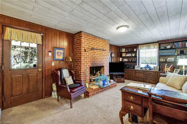 $1,700 | 111 Pratt Street, Madison, NC 27025