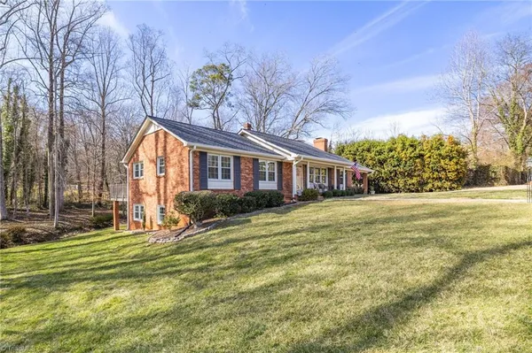 $1,700 | 111 Pratt Street, Madison, NC 27025