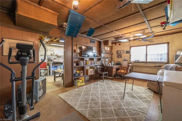 $1,700 | 111 Pratt Street, Madison, NC 27025