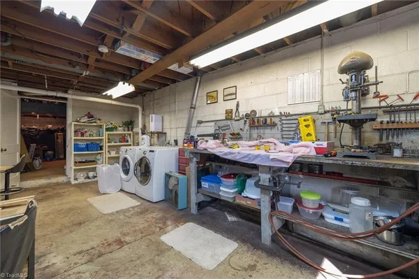 $1,700 | 111 Pratt Street, Madison, NC 27025