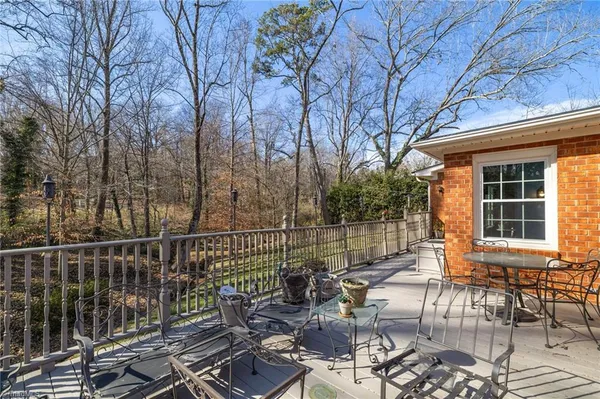 $1,700 | 111 Pratt Street, Madison, NC 27025