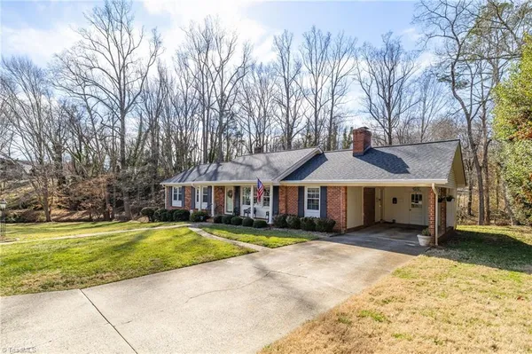 $1,700 | 111 Pratt Street, Madison, NC 27025