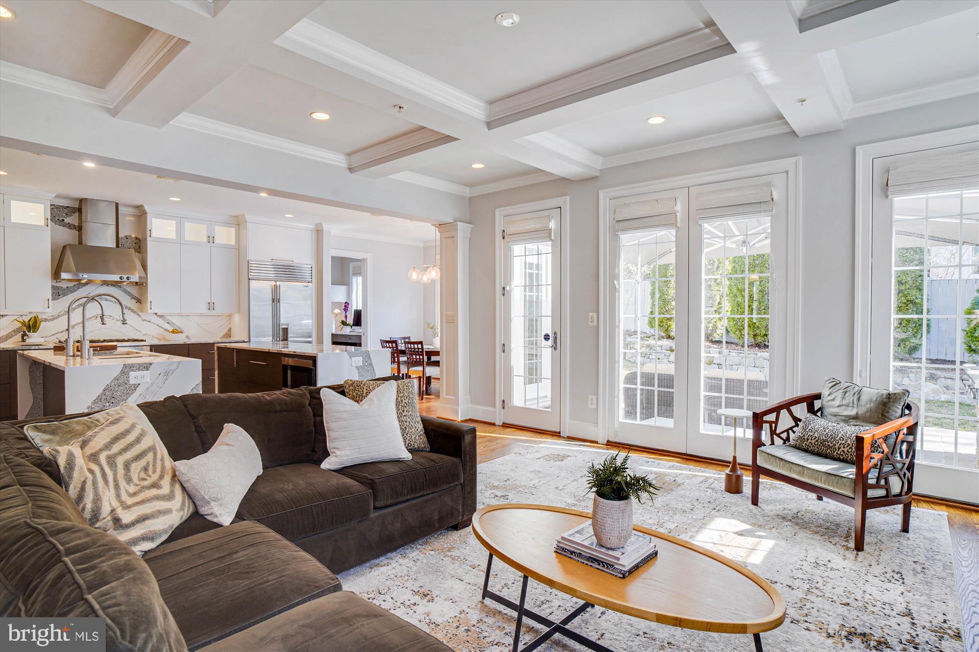6603 Pyle Road Bethesda, MD 20817 - Photo 20 of 91 a living room with furniture and a large window