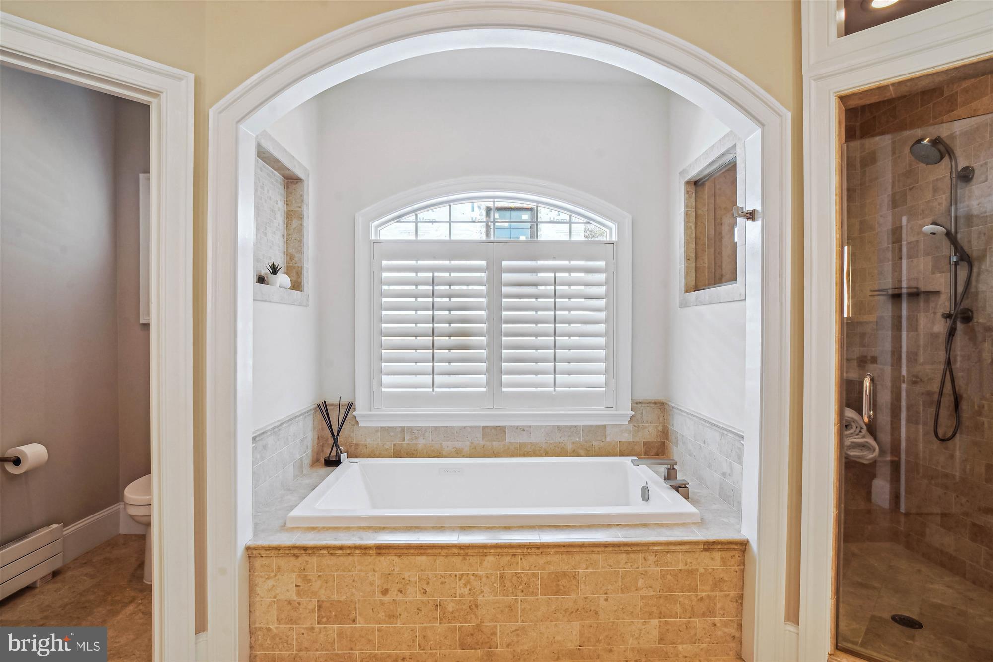 6603 Pyle Road Bethesda, MD 20817 - Photo 43 of 91 Fully remodeled primary bath