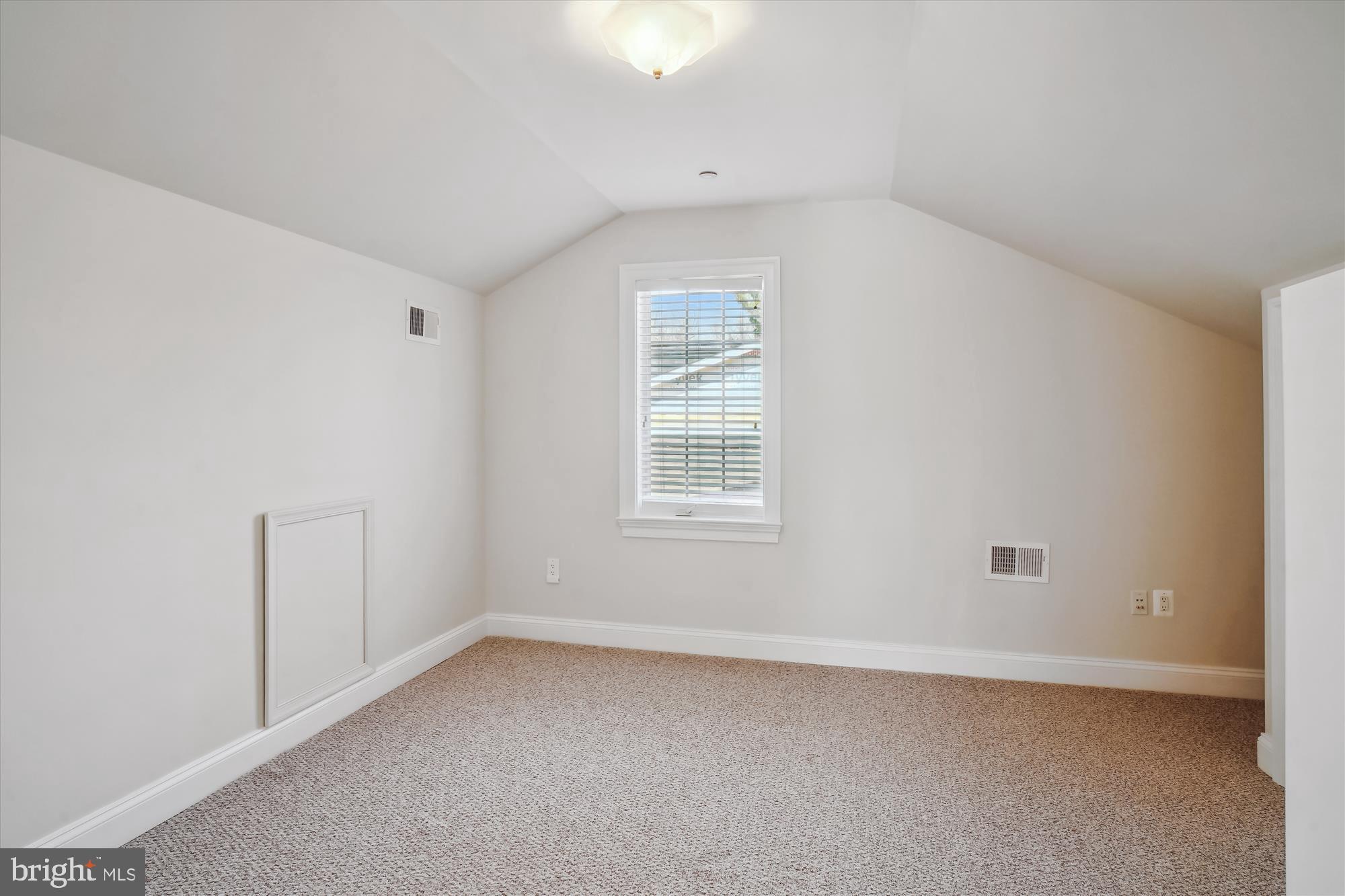 6603 Pyle Road Bethesda, MD 20817 - Photo 68 of 91 Third level bedroom