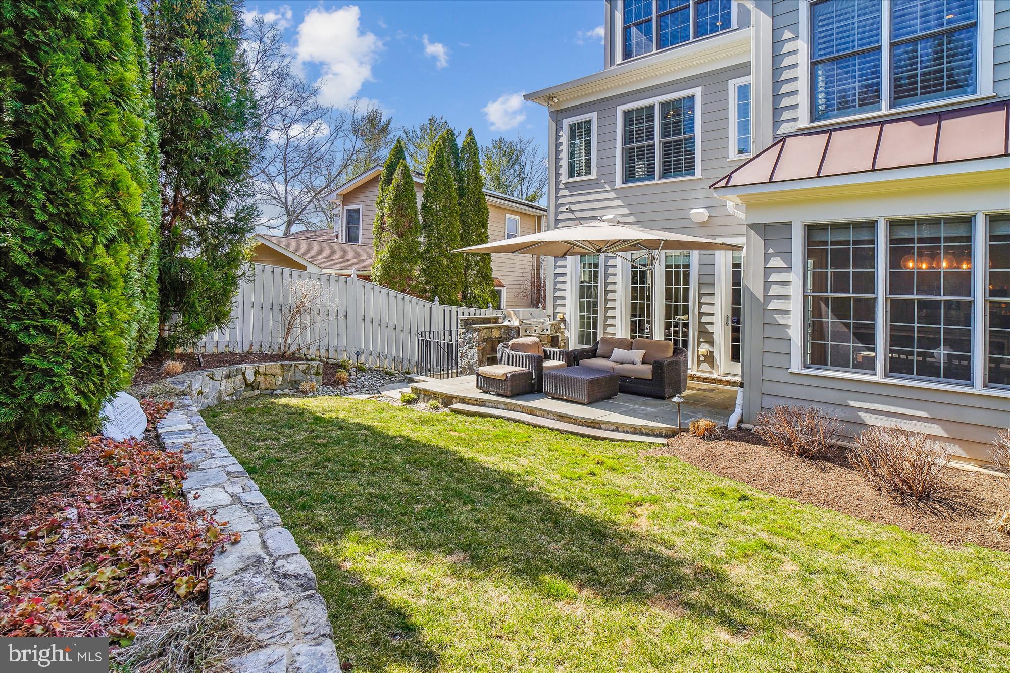 6603 Pyle Road Bethesda, MD 20817 - Photo 86 of 91 a view of a house with swimming pool and sitting area