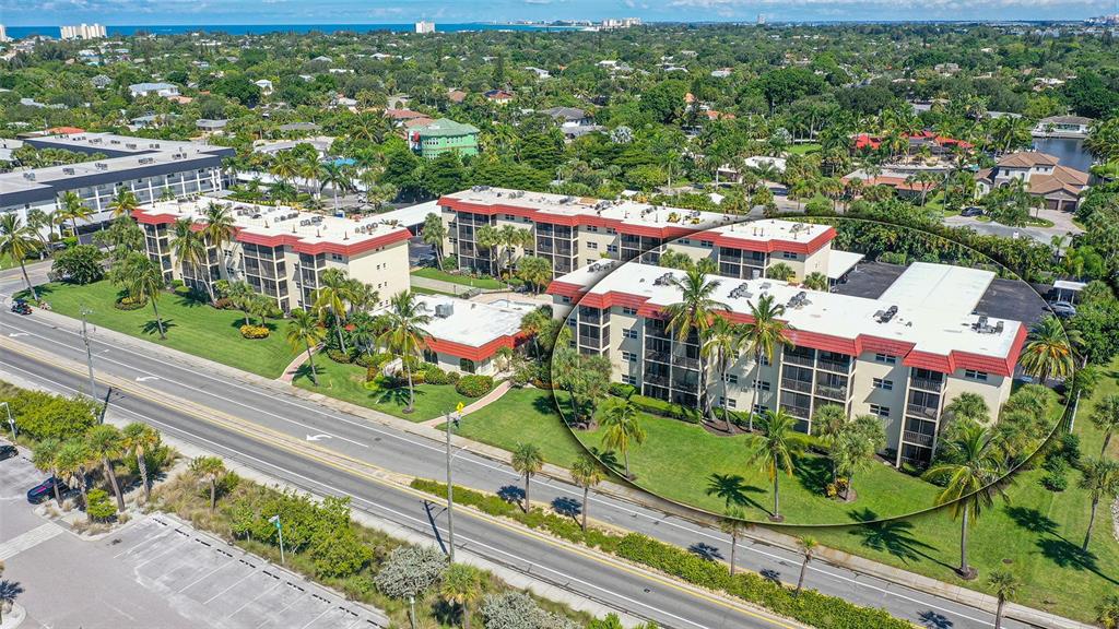 925 Beach Road, Unit 112 Siesta Key, FL 34242 - Photo 32 of 71 Gallery Image 32