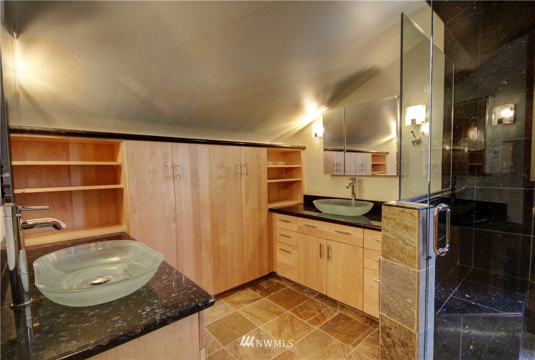 406 Briar Road Bellingham, WA 98225 - Photo 18 of 25 Gallery Image 18