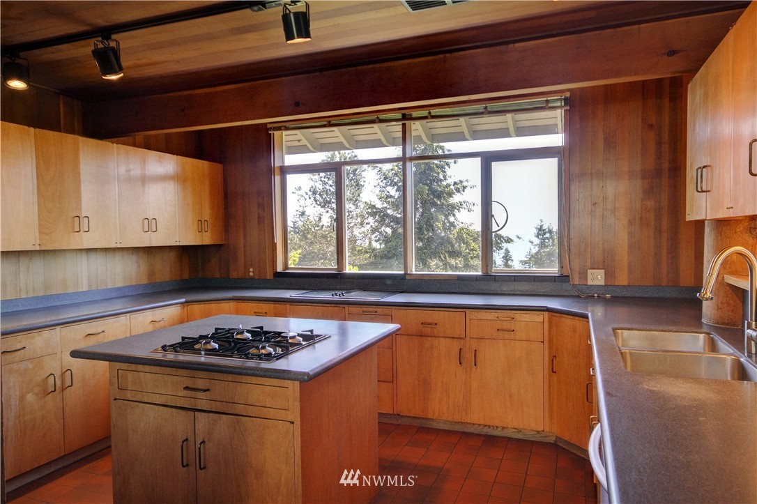406 Briar Road Bellingham, WA 98225 - Photo 7 of 25 Gallery Image 7