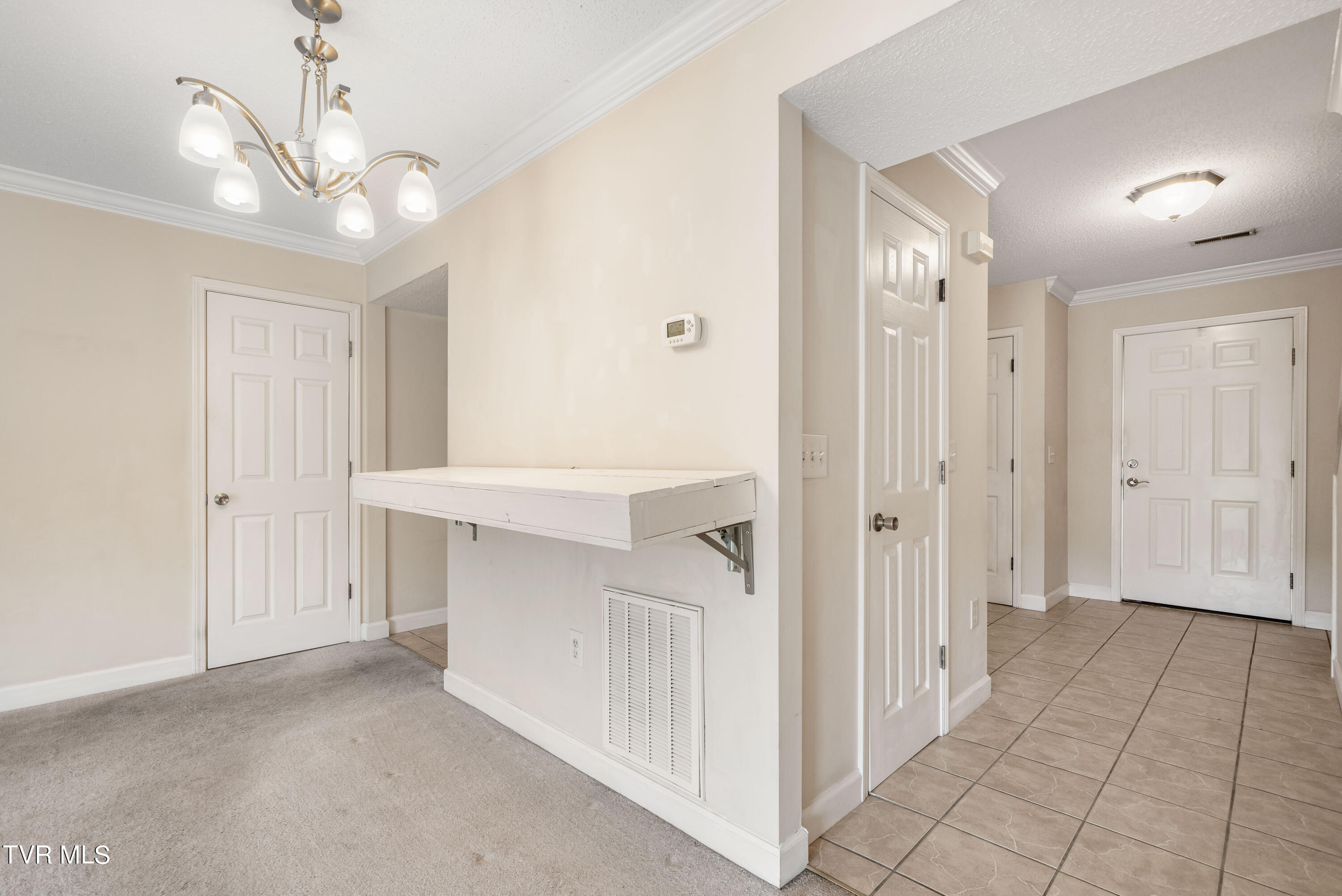 2101 Cherokee Road, Unit 9 Johnson City, TN 37604 - Photo 23 of 38 2101-9 Cherokee Road (22 of 38)