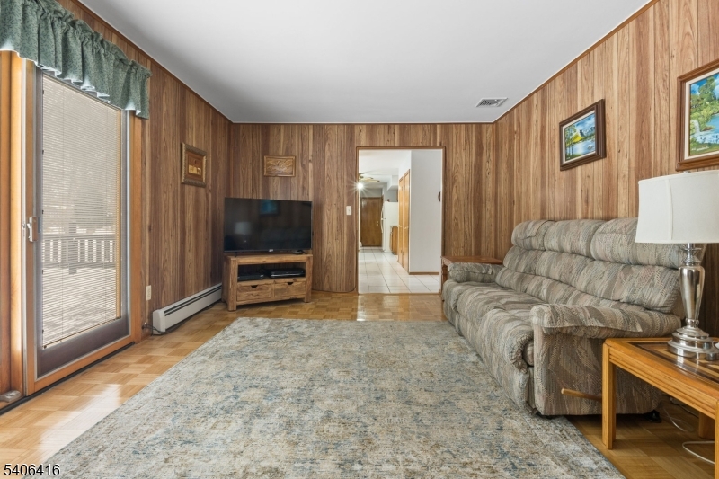 24 Rivendell Road Succasunna, NJ 07876 - Photo 12 of 37