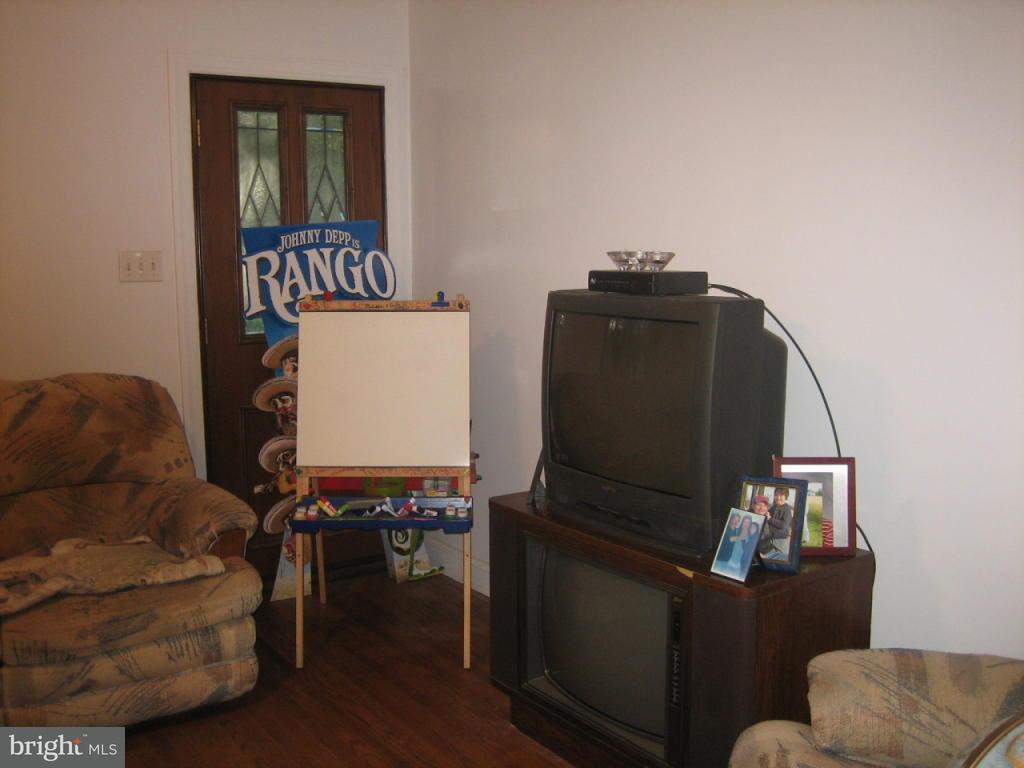 1744 Quarry Road Lebanon, PA 17046 - Photo 3 of 14 Gallery Image 3