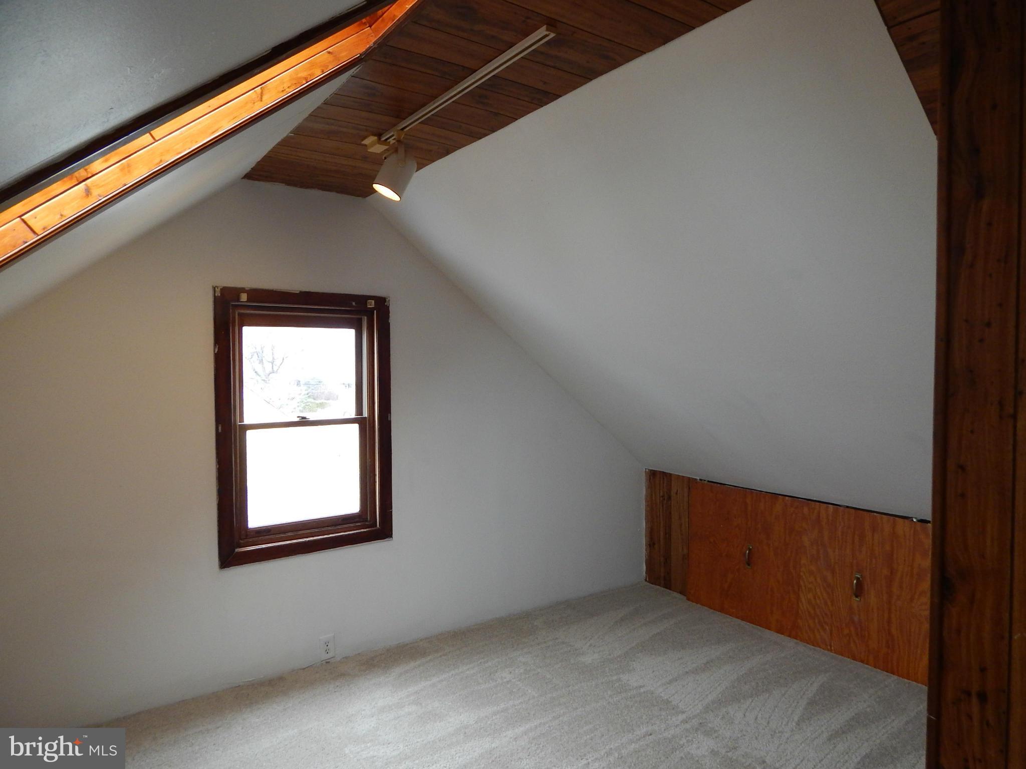 19 Riverside Road Essex, MD 21221 - Photo 14 of 16 a view of an empty room