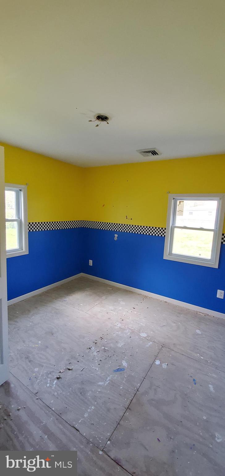 307 Patuxent Avenue Rosedale, MD 21237 - Photo 13 of 16 Bedroom 3