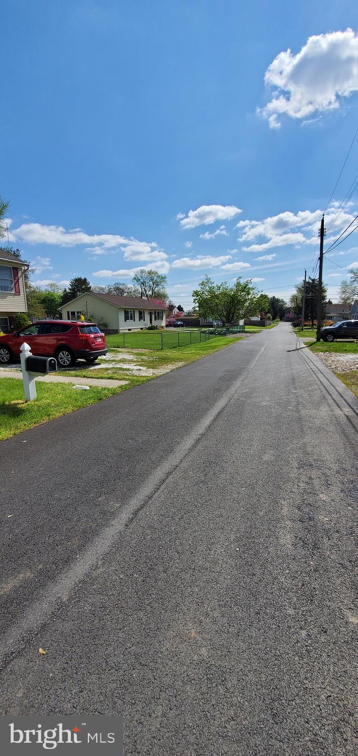 Street View w/Skyline