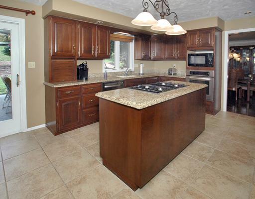 14 Renaissance Drive Irwin, PA 15642 - Photo 2 of 18 Kitchen.