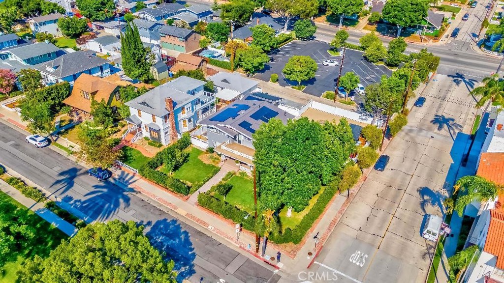 6554 Friends Avenue Whittier, CA 90601 - Photo 14 of 16 a picture of flowers and flowers