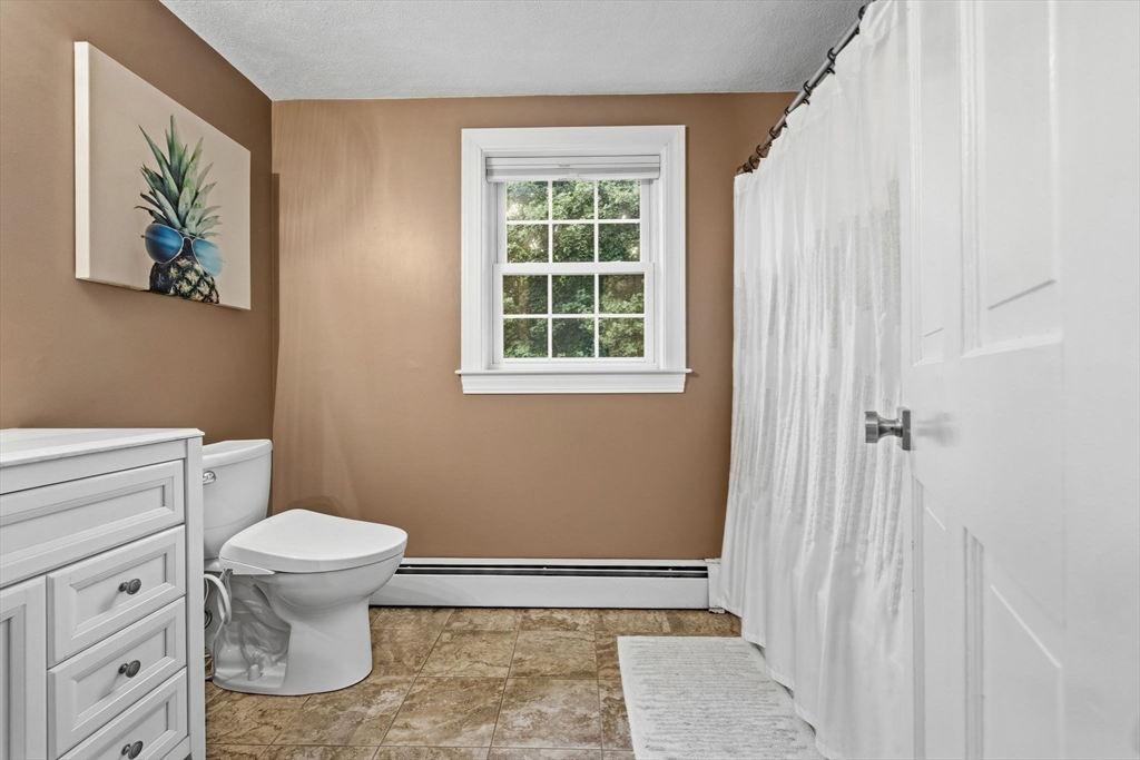 47 Brook Drive Lynnfield, MA 01940 - Photo 16 of 28