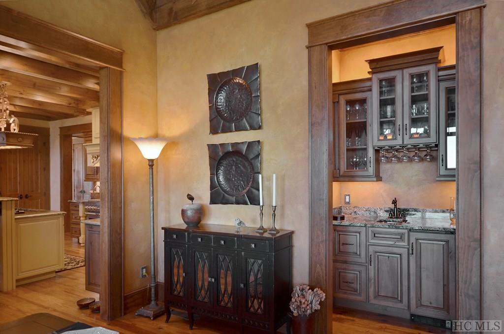 605 Ledgeview Road Cashiers, NC 28717 - Photo 16 of 46 Gallery Image 16