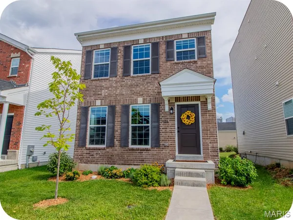 $385,000 | 9414 Woolworth Drive, Crestwood, MO 63126