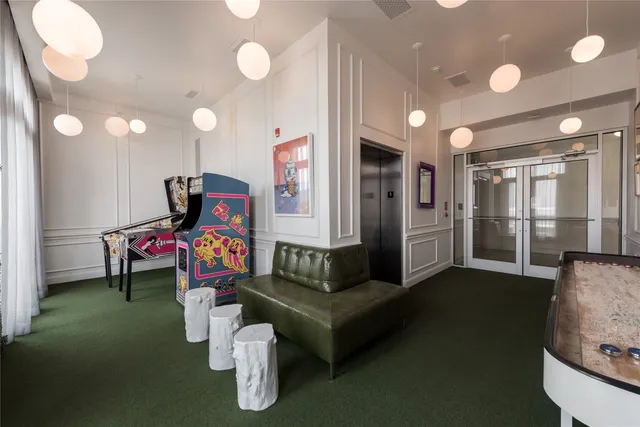 $1,564 | 306 McGowen Street, Unit 3206, Houston, TX 77006