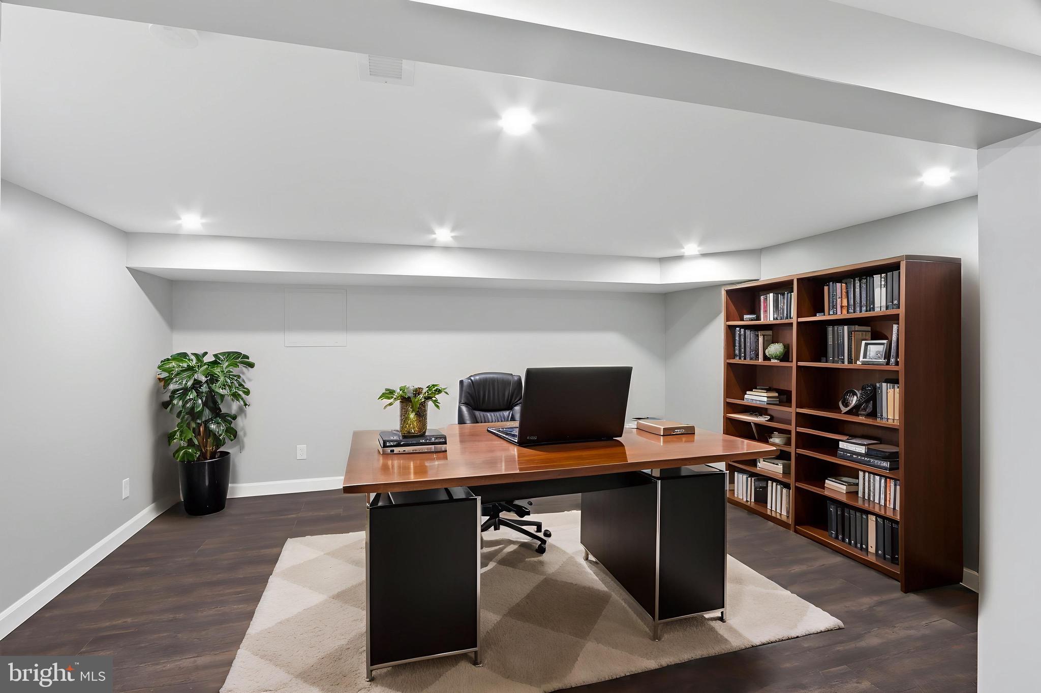 1206 Gettig Road Baltimore, MD 21237 - Photo 31 of 38 a view of a workspace with furniture