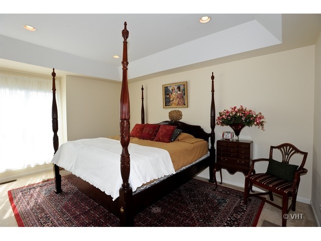 849 Riding Lane St. Charles, IL 60174 - Photo 6 of 12