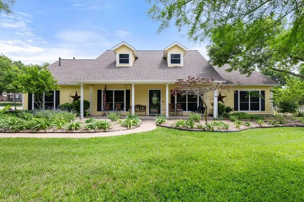 $785,000 | 801 Seeton Road, Mansfield, TX 76063