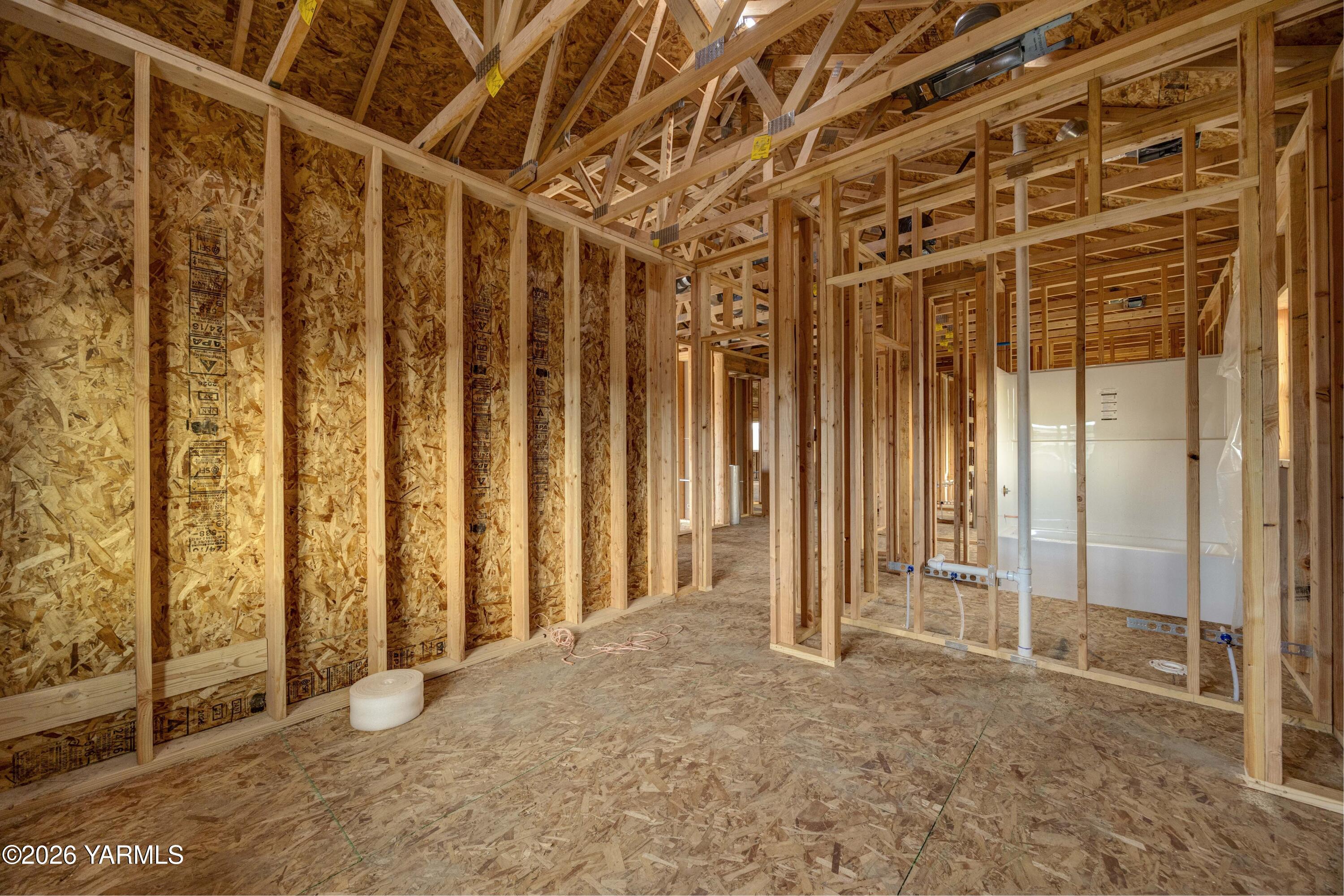 211 Packer Street Prosser, WA 99350 - Photo 13 of 31 a view of an empty room