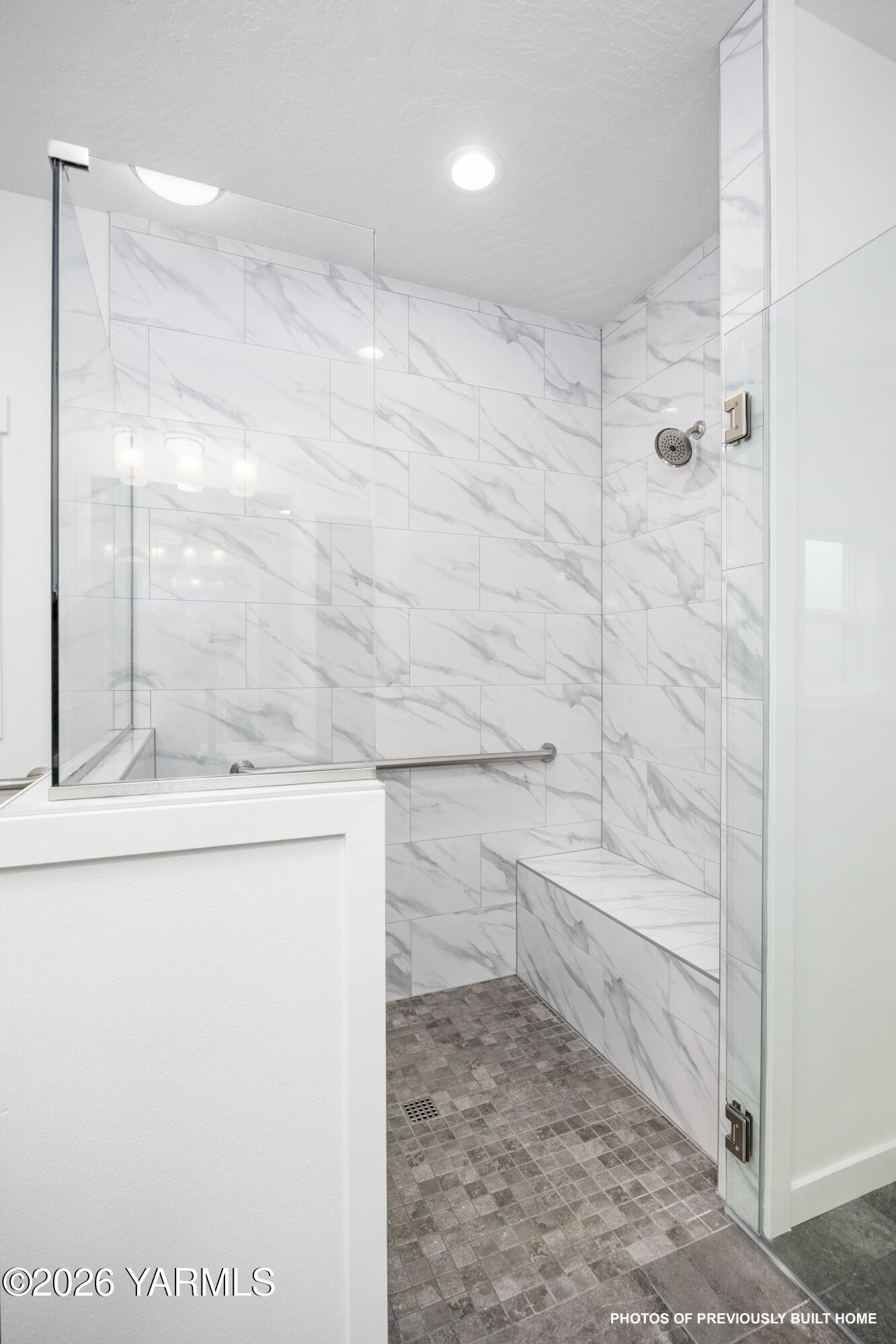 211 Packer Street Prosser, WA 99350 - Photo 28 of 31 a bathroom with a shower and a sink