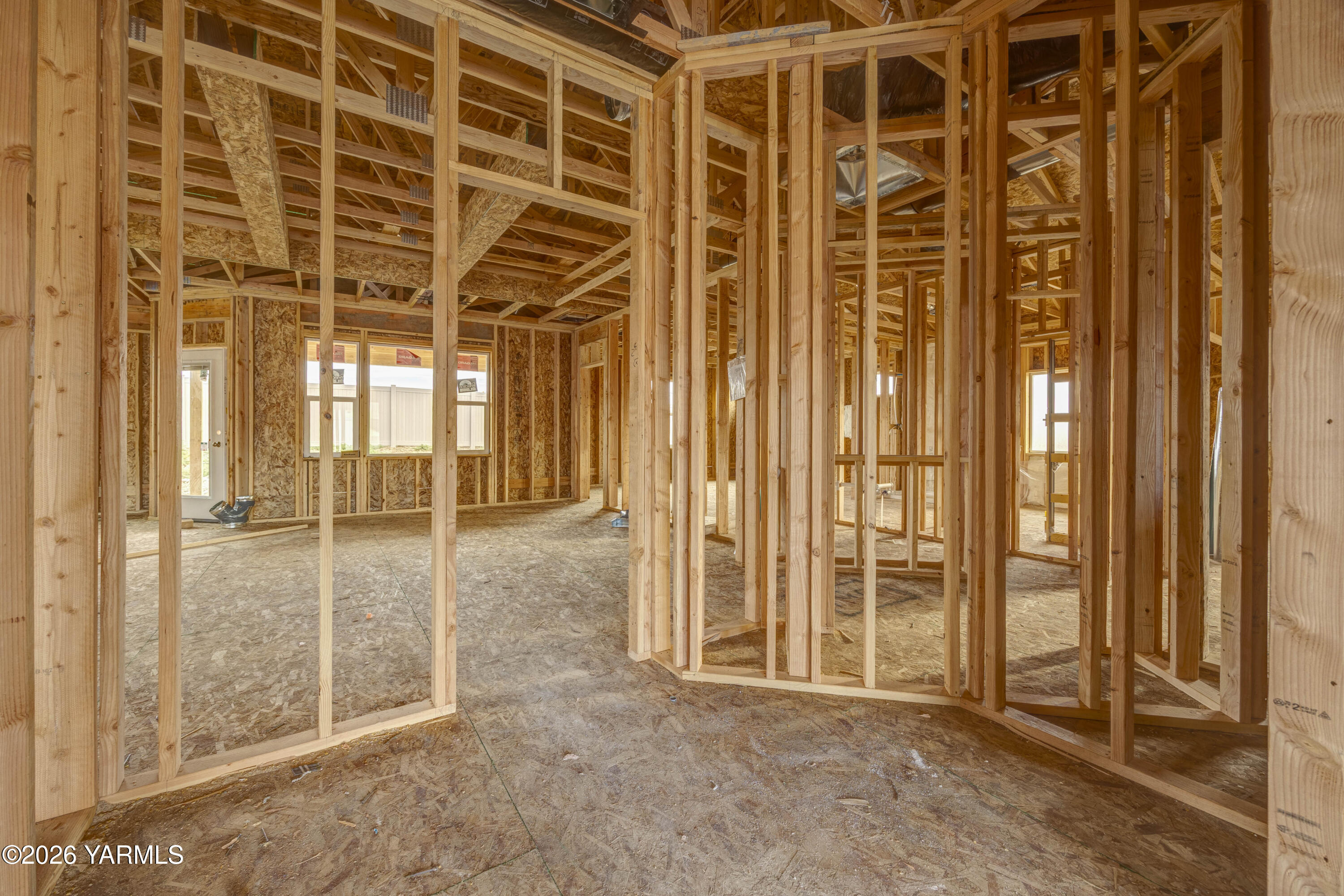 211 Packer Street Prosser, WA 99350 - Photo 3 of 31 view of an empty room