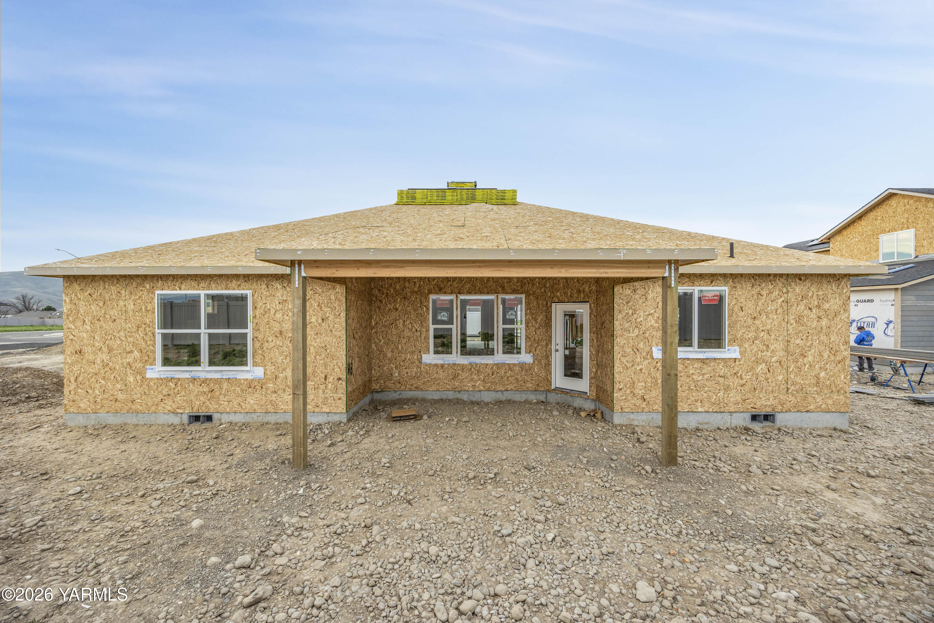 211 Packer Street Prosser, WA 99350 - Photo 31 of 31 front view of a house