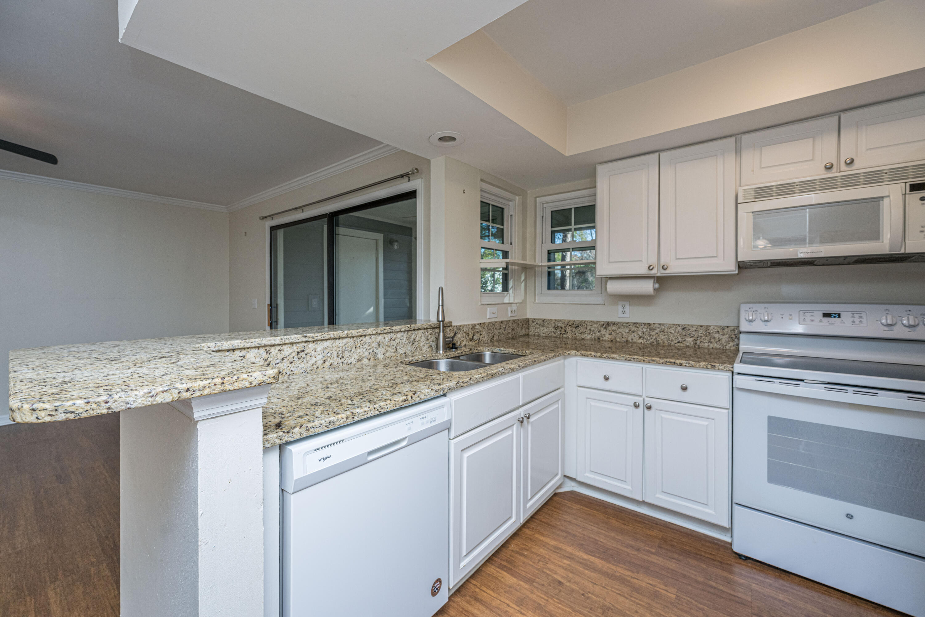 1872 Montclair Drive, Unit D Mount Pleasant, SC 29464 - Photo 12 of 52 1872D_MontclairDr012