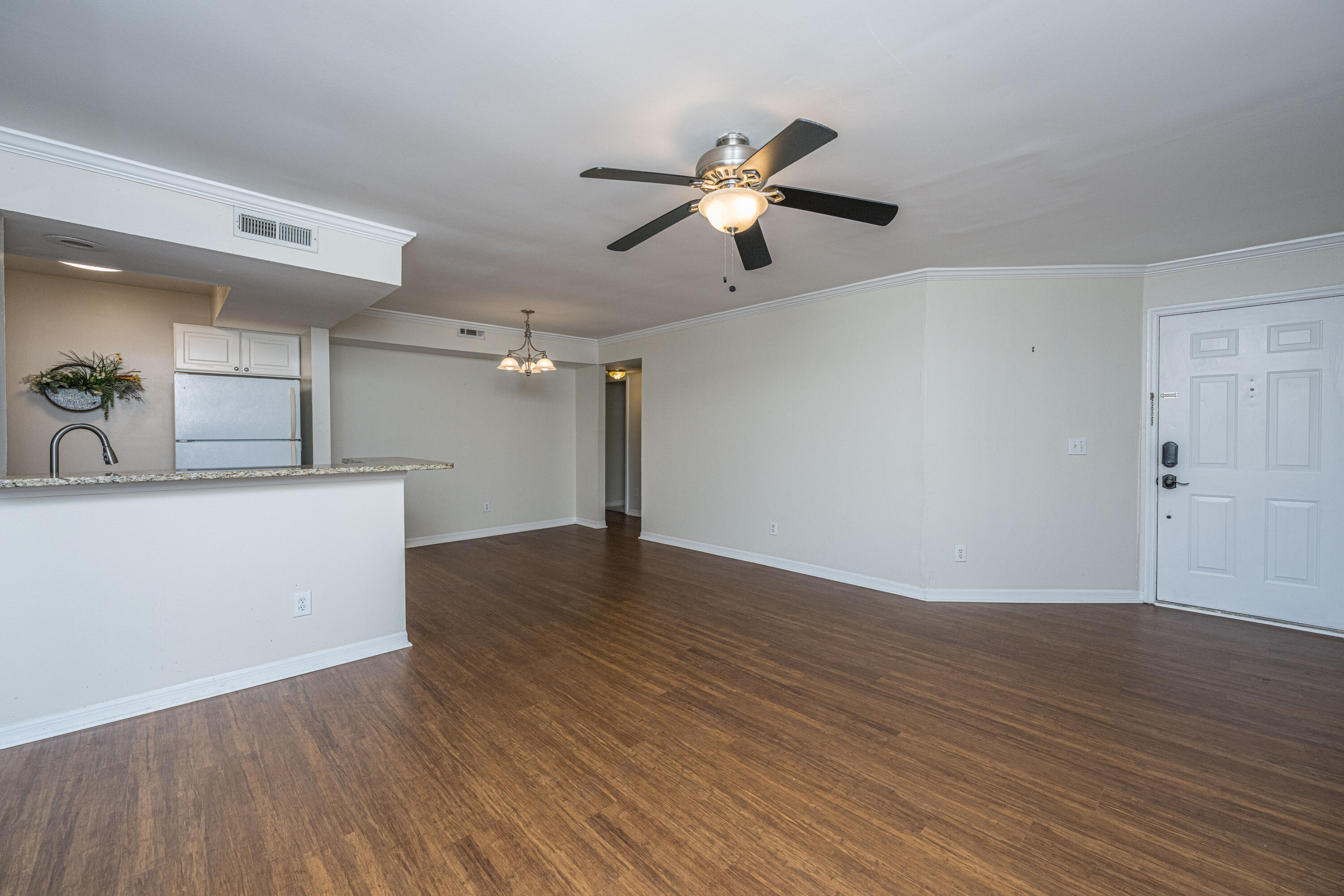 1872 Montclair Drive, Unit D Mount Pleasant, SC 29464 - Photo 3 of 49 1872D_MontclairDr004