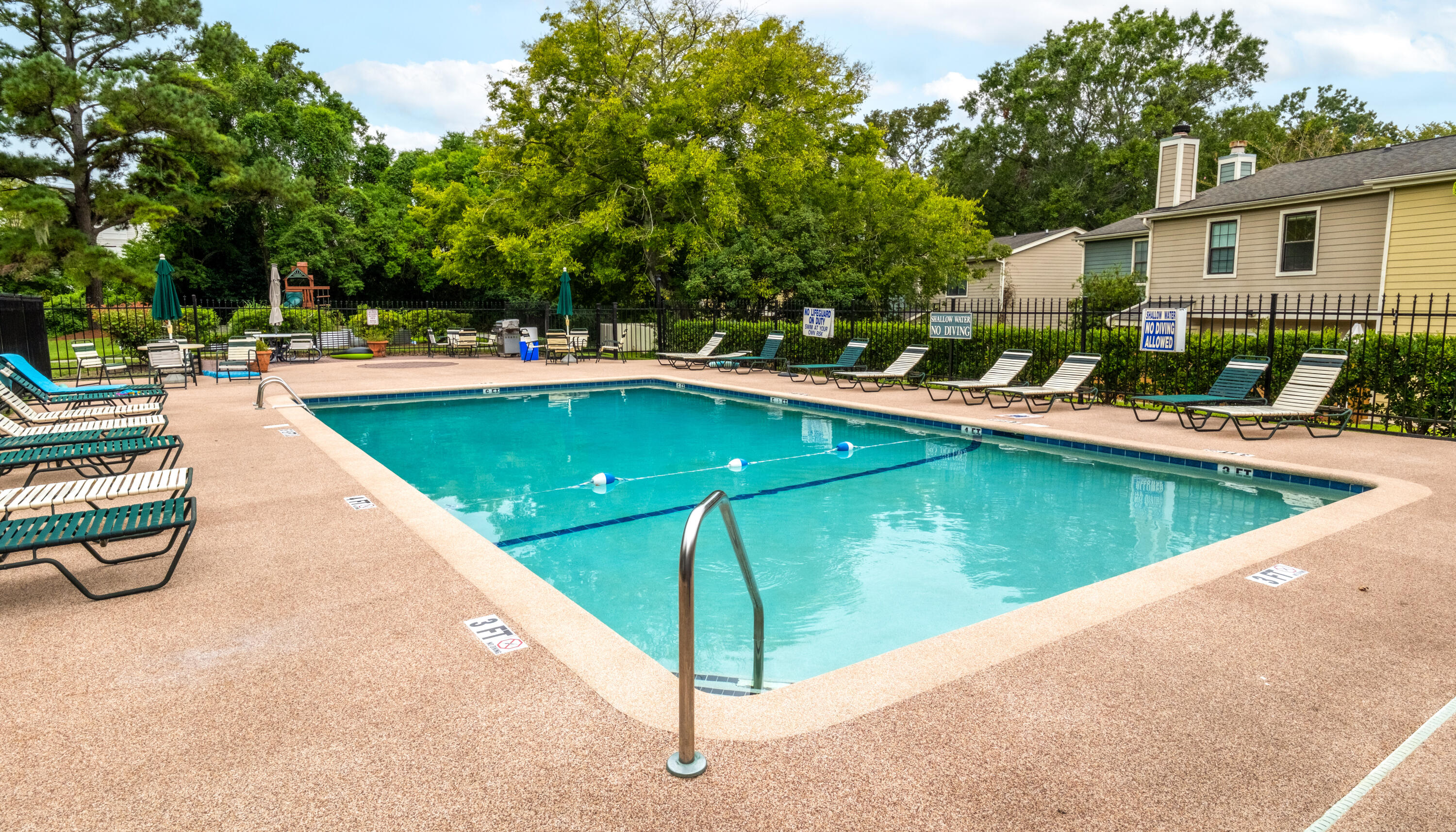 1872 Montclair Drive, Unit D Mount Pleasant, SC 29464 - Photo 45 of 52 1877 Montclair Dr_Eterna_Media-45