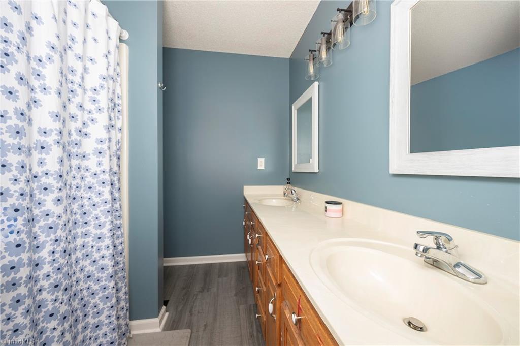 6337 Midway School Road Thomasville, NC 27360 - Photo 13 of 23