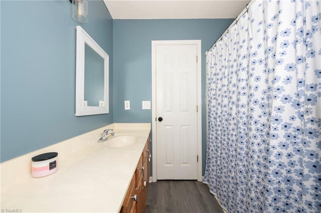 6337 Midway School Road Thomasville, NC 27360 - Photo 14 of 23