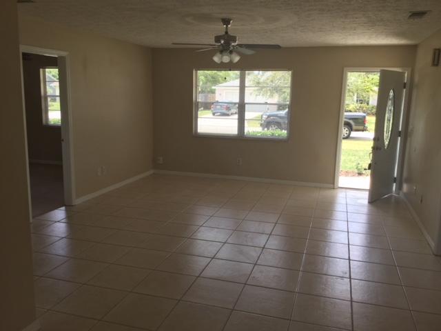 531 Southeast Ron Rico Terrace Port St. Lucie, FL 34983 - Photo 5 of 12 IMG_0016