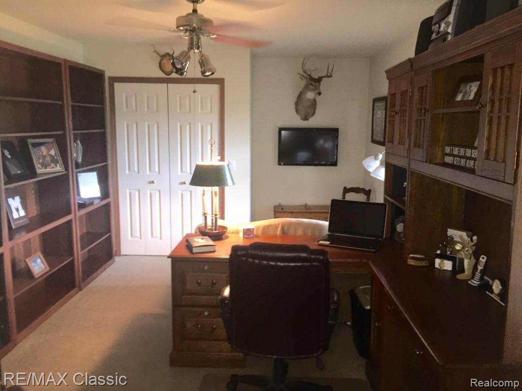 1461 Middle Road Highland, MI 48357 - Photo 7 of 44 1461 office or bedroom on 1st floor.jpg