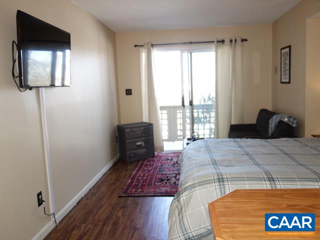 2052 Stone Ridge Roseland, VA 22967 - Photo 5 of 22 Gallery Image 5