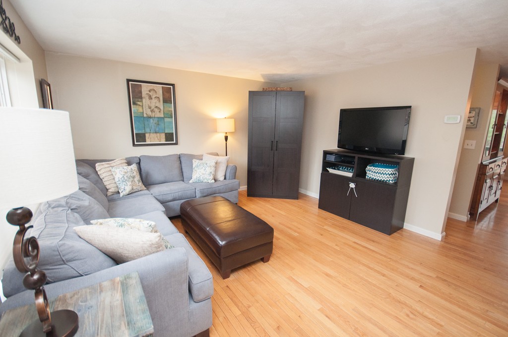 11 Deer Path, Unit 3 Maynard, MA 01754 - Photo 2 of 16 Gallery Image 2