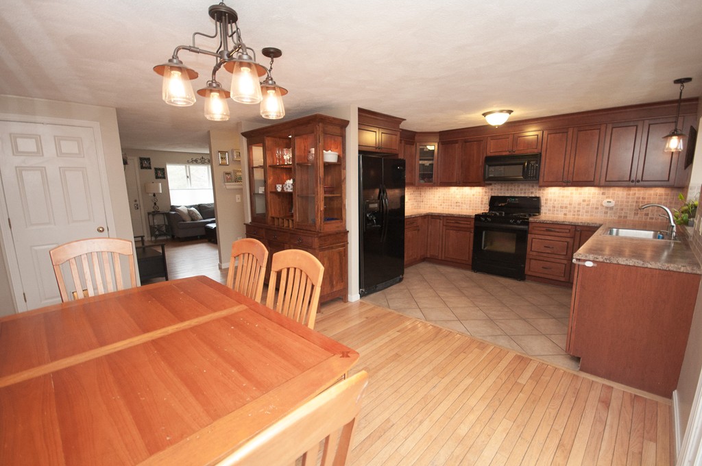11 Deer Path, Unit 3 Maynard, MA 01754 - Photo 6 of 16 Gallery Image 6