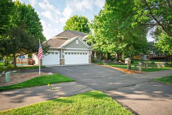 $524,900 | 723 36th Street West, Hastings, MN 55033