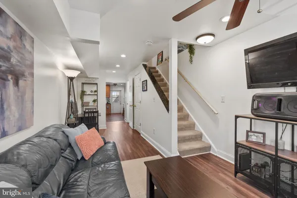 $2,175 | 717 South Rose Street, Baltimore, MD 21224