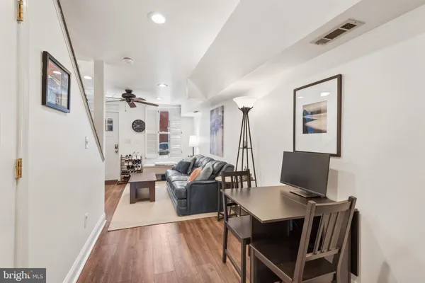 $2,175 | 717 South Rose Street, Baltimore, MD 21224